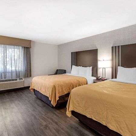 Quality Inn Burbank Airport Exteriör bild