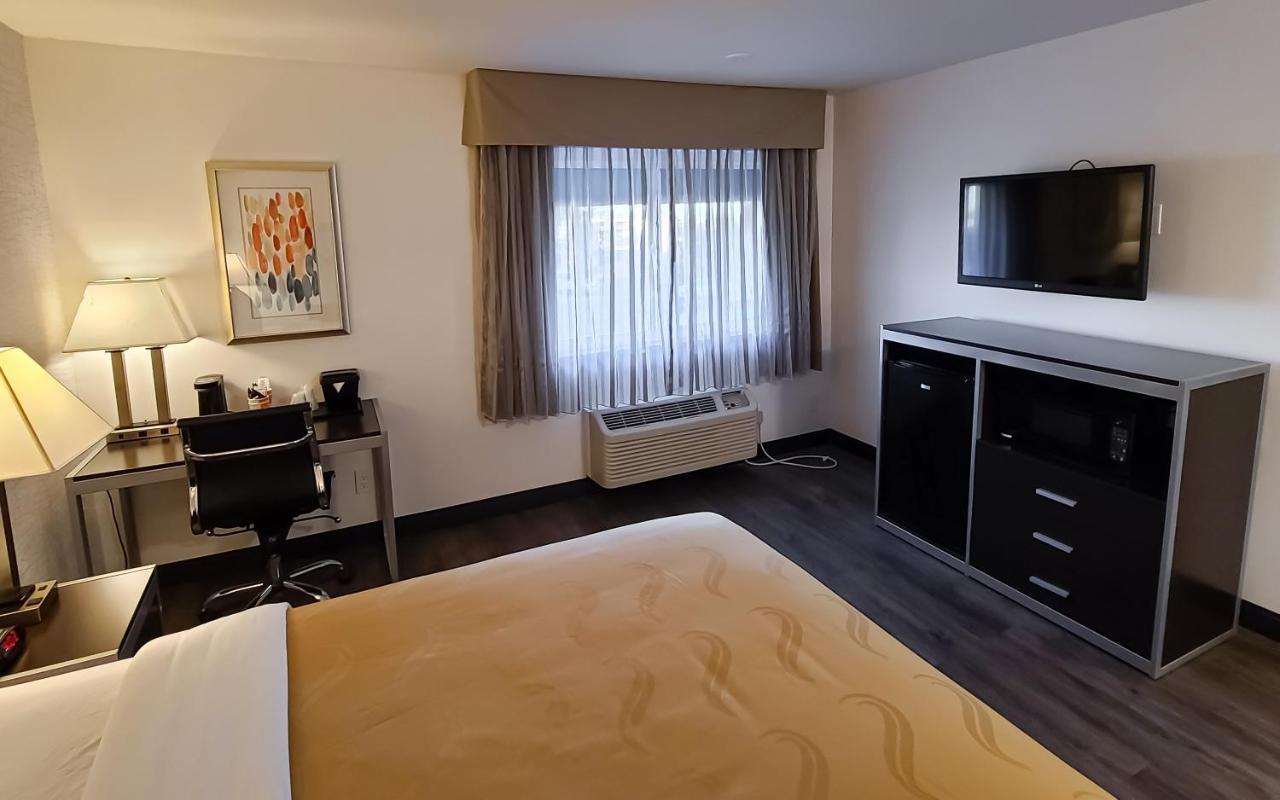 Quality Inn Burbank Airport Exteriör bild