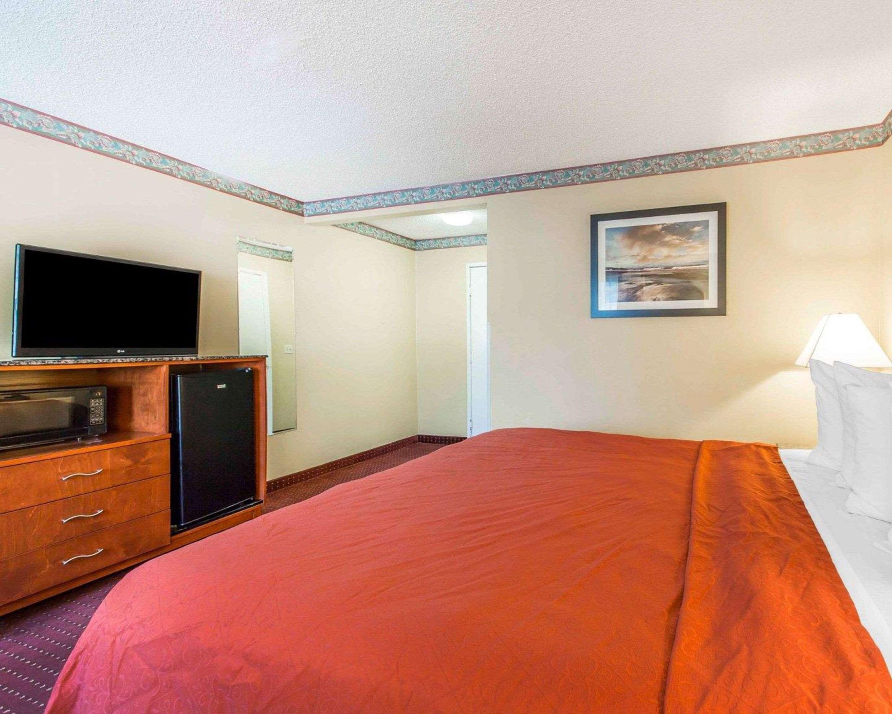Quality Inn Burbank Airport Exteriör bild