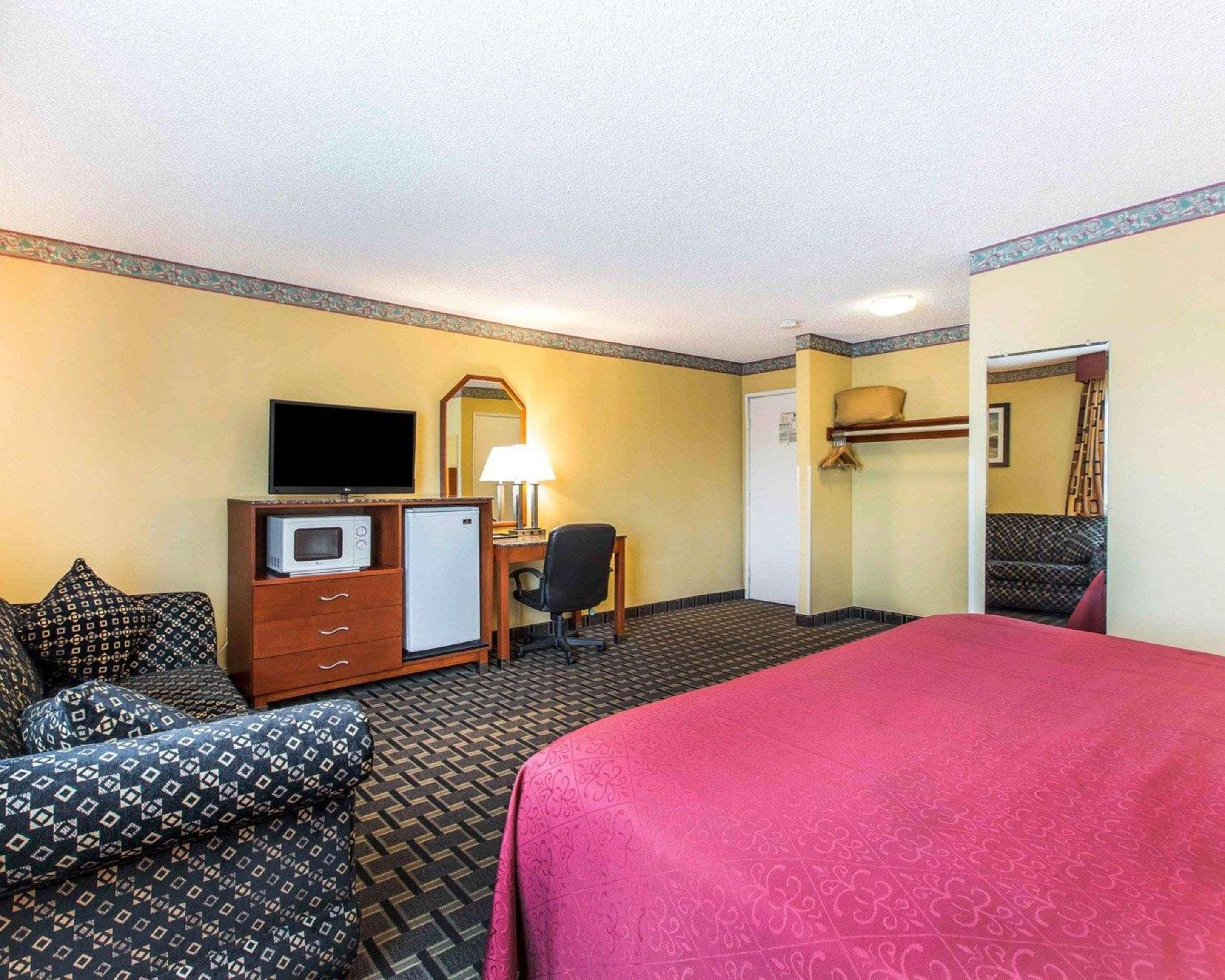 Quality Inn Burbank Airport Exteriör bild
