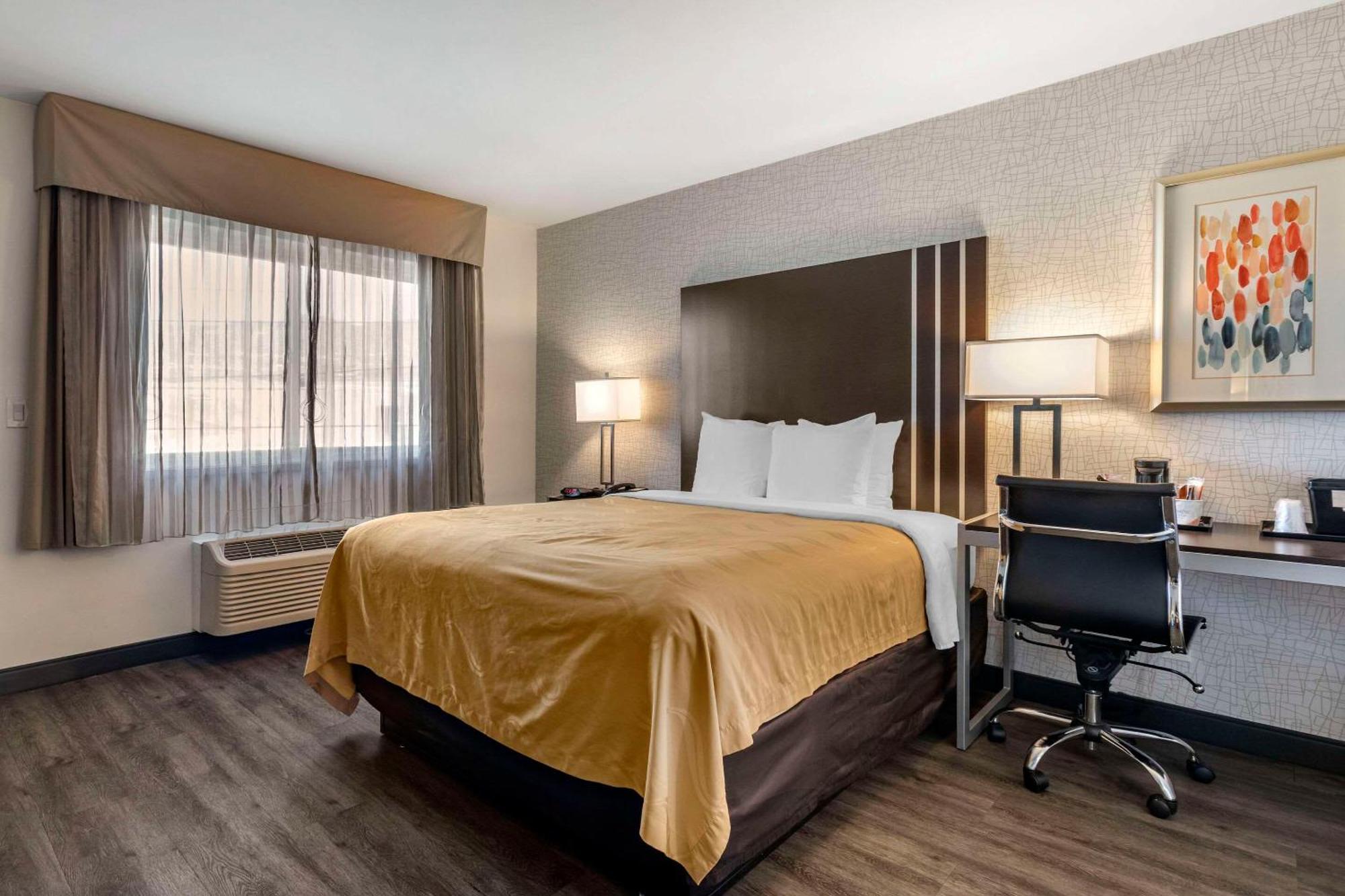 Quality Inn Burbank Airport Exteriör bild